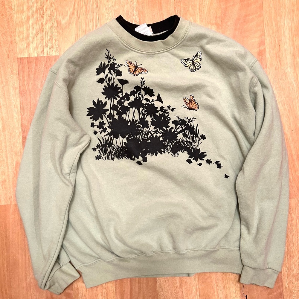 Green Sweatshirt with Butterfly and Floral Design
